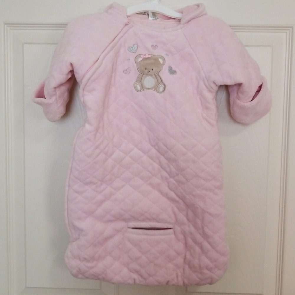 Baby girls size 0-9 months bunting/coverall bag